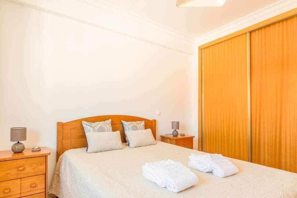 Old Town Two Bedroom Center Apartment Albufeira